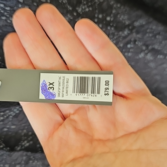 The Limited Dark Blue Lace Tank Top 3X - Picture 6 of 7